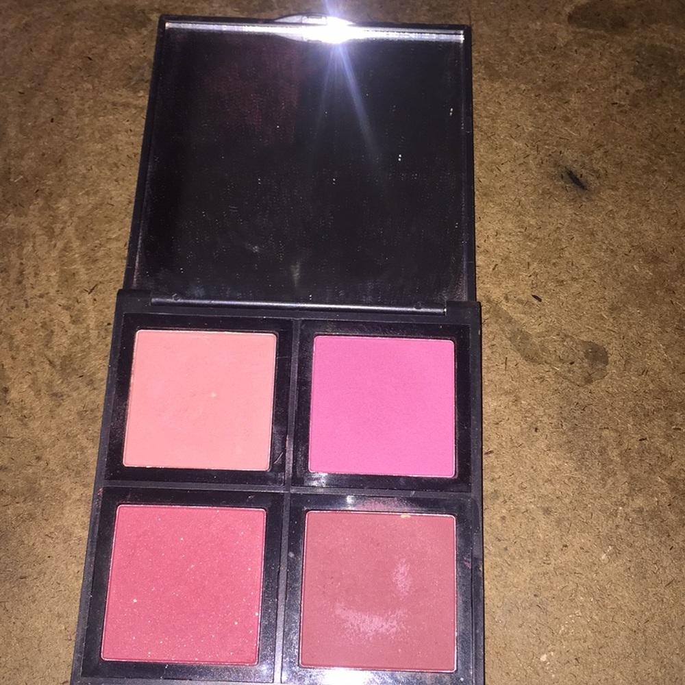 elf Blush Palette “Dark”